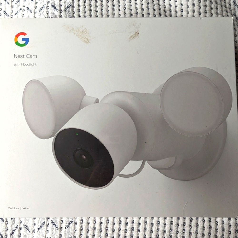 Nest Cam with floodlight (wired)